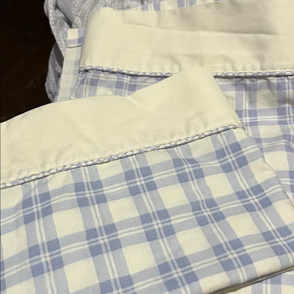 VINTAGE Laura Ashley Pastel Floral Bedding Set with Curtains and tiebacks - Picture 2 of 4